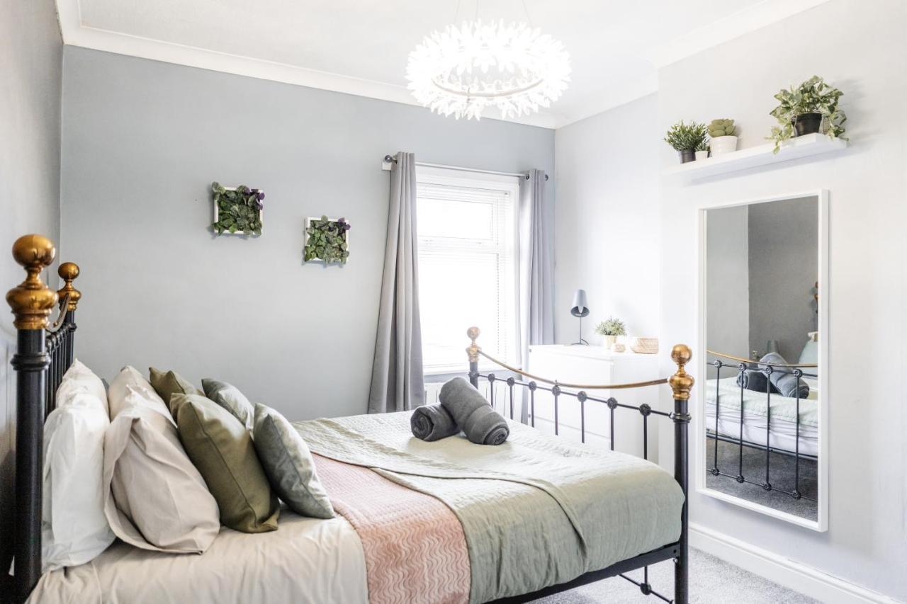 Churnet Valley Townhouse - Modern Cheadle House Villa Eksteriør billede